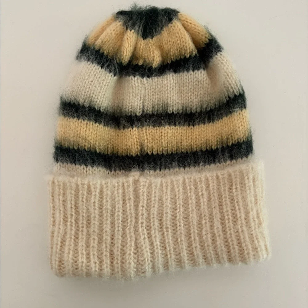 NWOT Free People The Groove Stripe Beanie